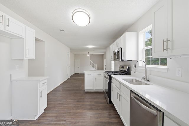 1024 Field View Drive, Mcdonough, GA 30253
