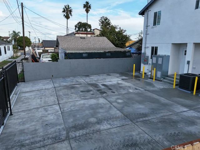 817 W G Street, Wilmington, CA 90744