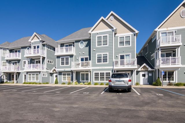 100 Hope Street, Traverse City, MI 49686