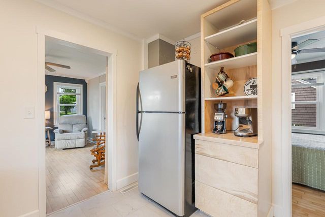 1416 N KENILWORTH AVENUE, Appleton, WI 54911