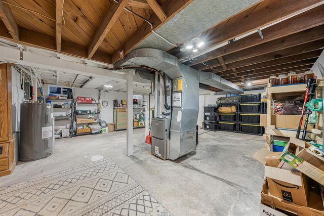 1416 N KENILWORTH AVENUE, Appleton, WI 54911