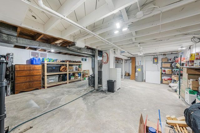 1416 N KENILWORTH AVENUE, Appleton, WI 54911