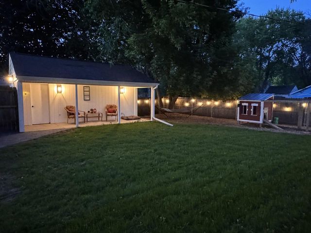 1416 N KENILWORTH AVENUE, Appleton, WI 54911