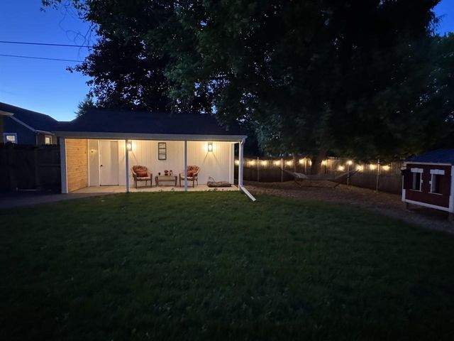 1416 N KENILWORTH AVENUE, Appleton, WI 54911