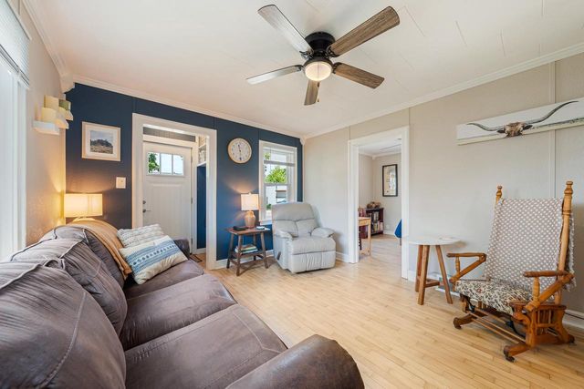 1416 N KENILWORTH AVENUE, Appleton, WI 54911
