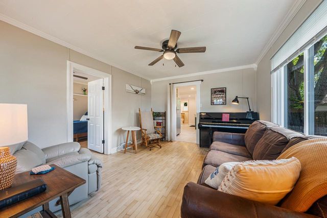 1416 N KENILWORTH AVENUE, Appleton, WI 54911