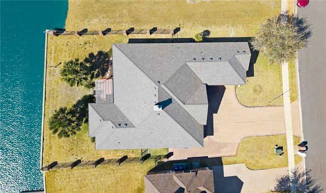 15009 Lake Mead, Robstown, TX 78380