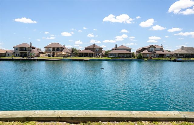 15009 Lake Mead, Robstown, TX 78380