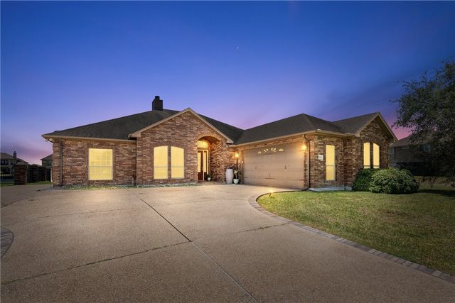 15009 Lake Mead, Robstown, TX 78380