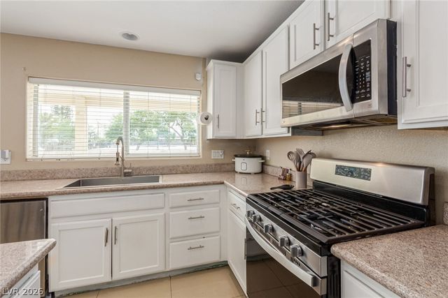 2621 Rainbow Glow Street, North Las Vegas, NV 89030