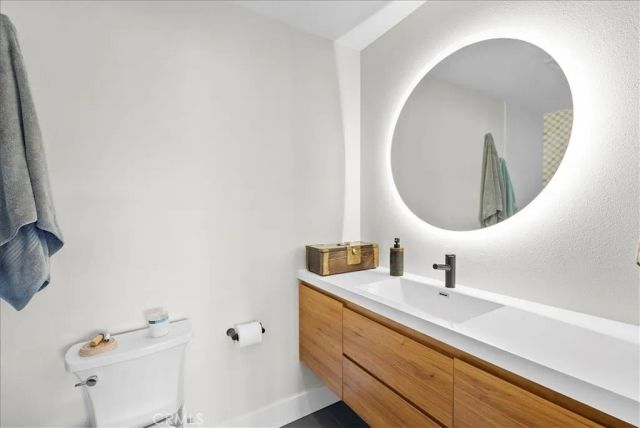 2400 Voorhees 4, Redondo Beach, CA 90278