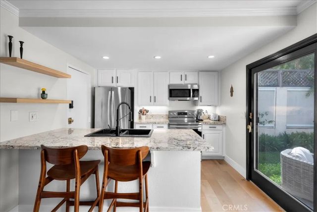 2400 Voorhees 4, Redondo Beach, CA 90278
