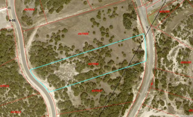 1672 Noble Trl, Canyon Lake, TX 78133