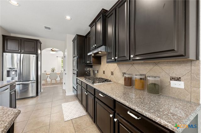 1014 Easton Drive, San Marcos, TX 78666