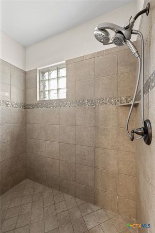 1014 Easton Drive, San Marcos, TX 78666