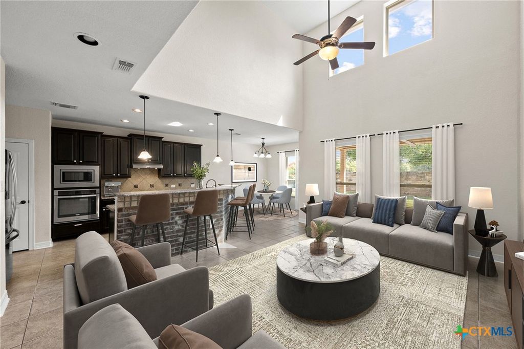 Image 11 of property listing at 1014 Easton Drive, San Marcos, TX 78666