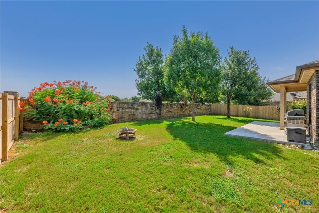 Image 33 of property listing at 1014 Easton Drive, San Marcos, TX 78666