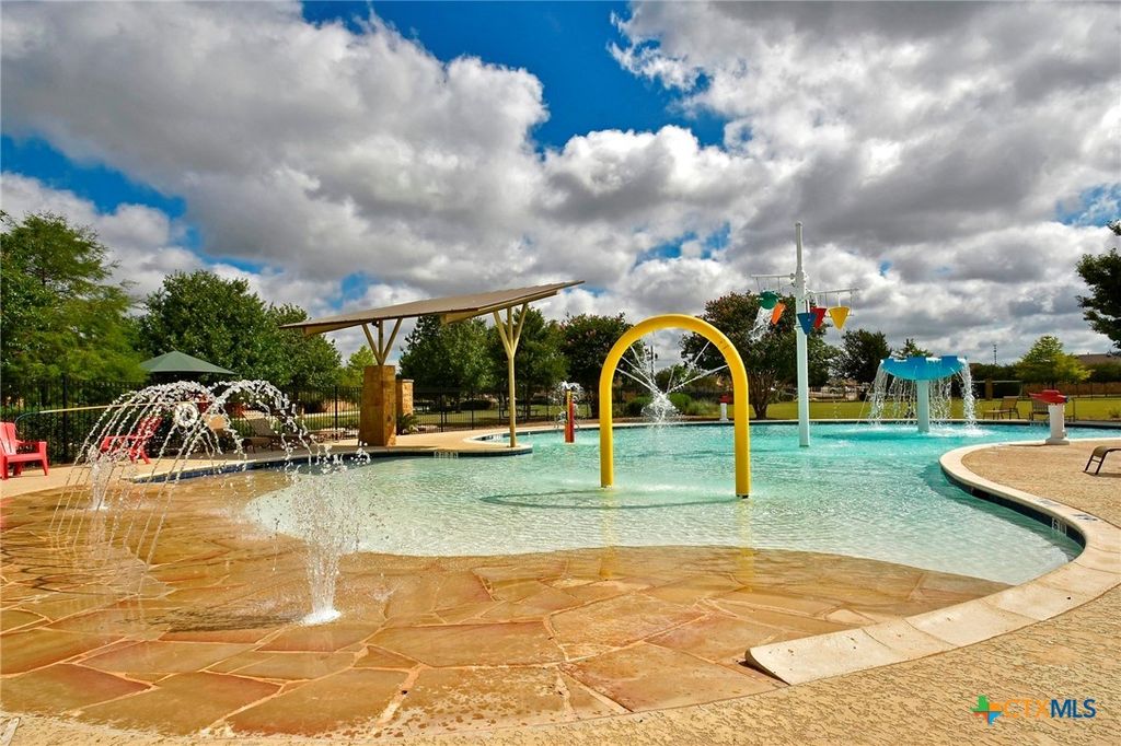 Image 39 of property listing at 1014 Easton Drive, San Marcos, TX 78666