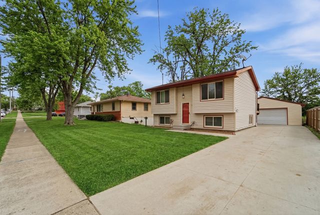 719 Winegardner Road, Des Moines, IA 50317