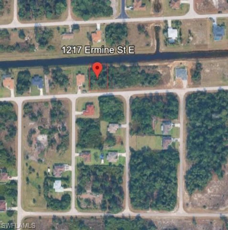 1217 Ermine ST E, LEHIGH ACRES, FL 33974 — photo 2