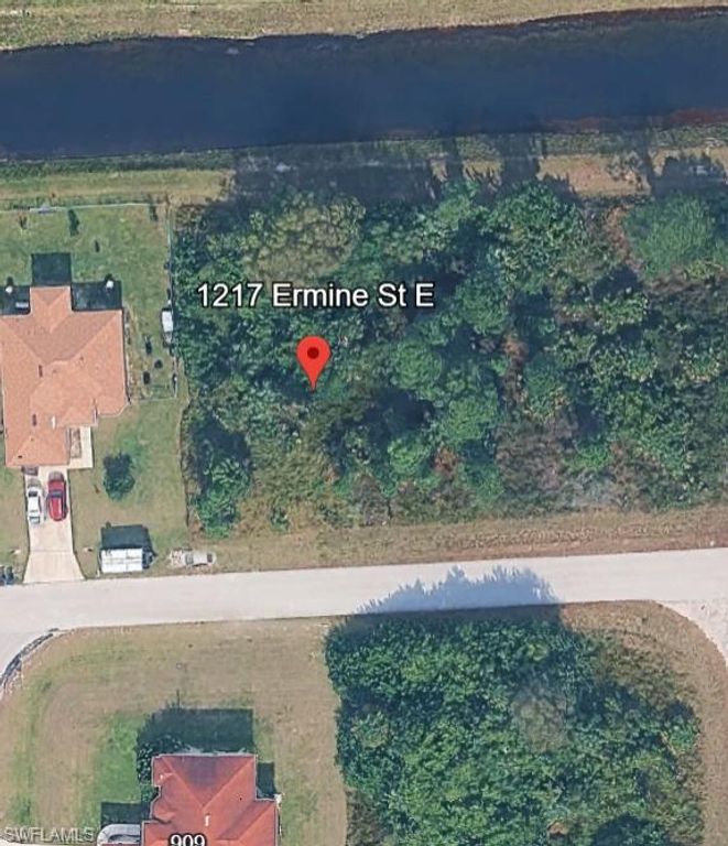 1217 Ermine ST E, LEHIGH ACRES, FL 33974 — photo 3