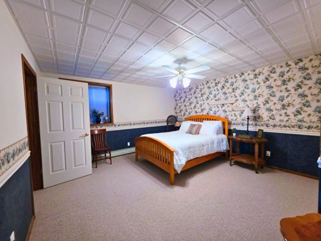 811 N Main Street, Chariton, IA 50049