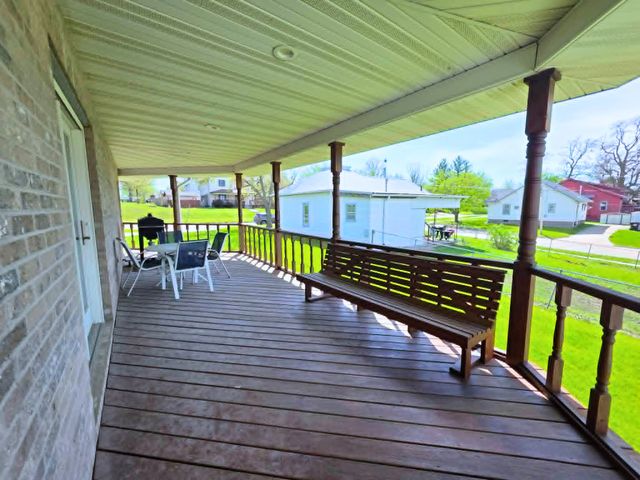 811 N Main Street, Chariton, IA 50049