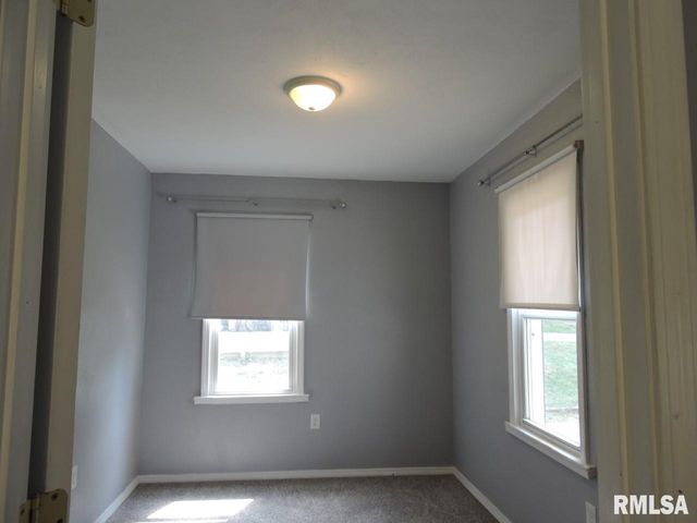 233 RIVERVIEW Drive, Creve Coeur, IL 61610