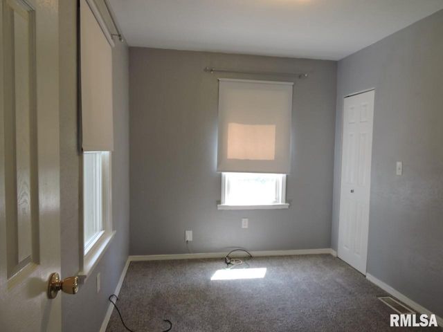 233 RIVERVIEW Drive, Creve Coeur, IL 61610