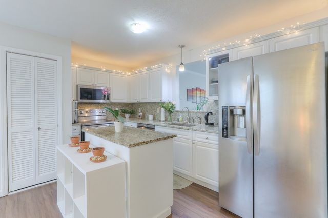 2120 Lebanon Pike Apt 32, Nashville, TN 37210