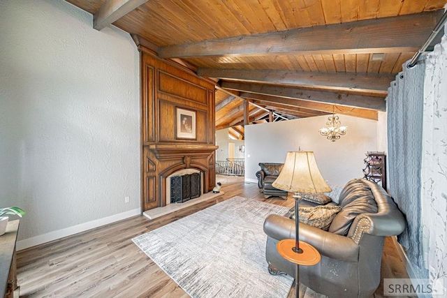 3669 S Holmes Avenue, Idaho Falls, ID 83404