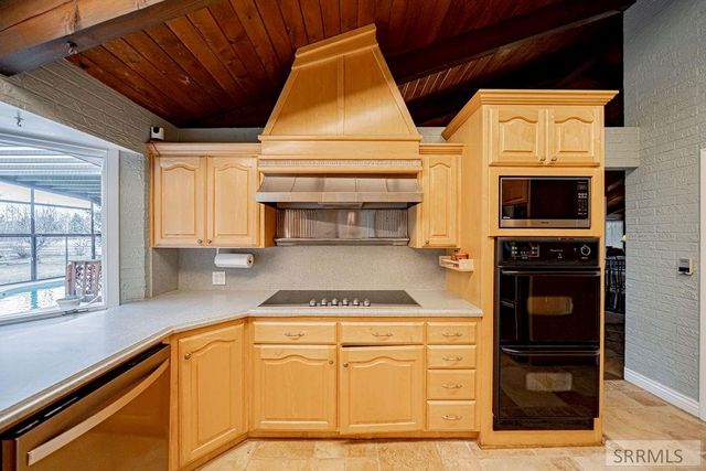 3669 S Holmes Avenue, Idaho Falls, ID 83404