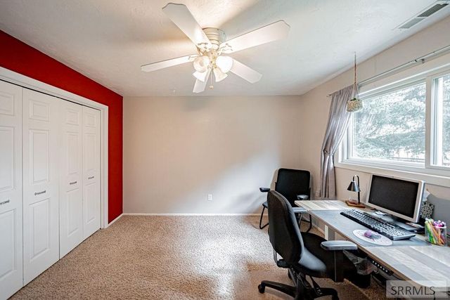 3669 S Holmes Avenue, Idaho Falls, ID 83404