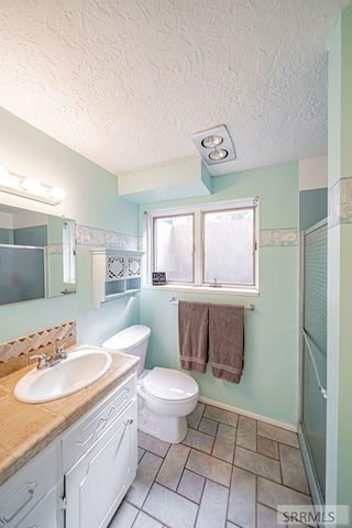 3669 S Holmes Avenue, Idaho Falls, ID 83404