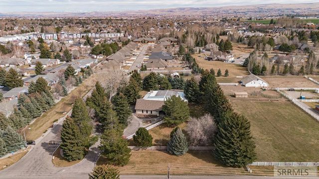 3669 S Holmes Avenue, Idaho Falls, ID 83404