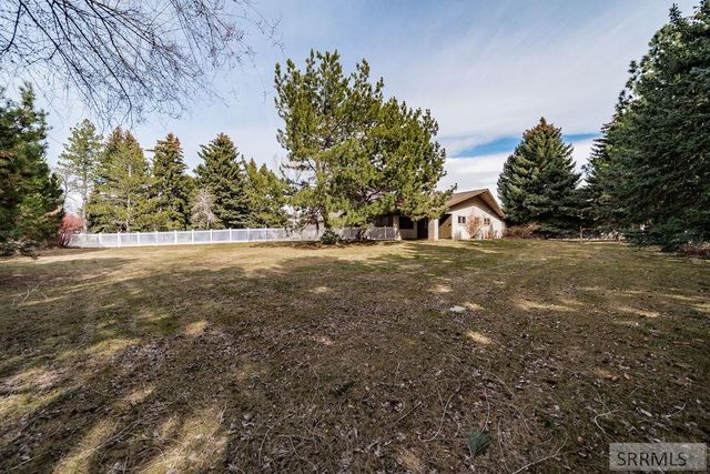 3669 S Holmes Avenue, Idaho Falls, ID 83404