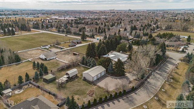 3669 S Holmes Avenue, Idaho Falls, ID 83404