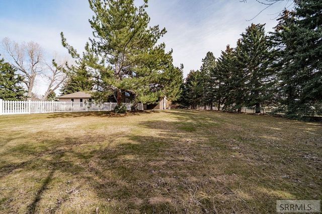 3669 S Holmes Avenue, Idaho Falls, ID 83404