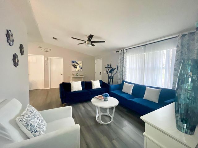 1150 SW Jumper Street, Port St. Lucie, Port St Lucie, FL 34983