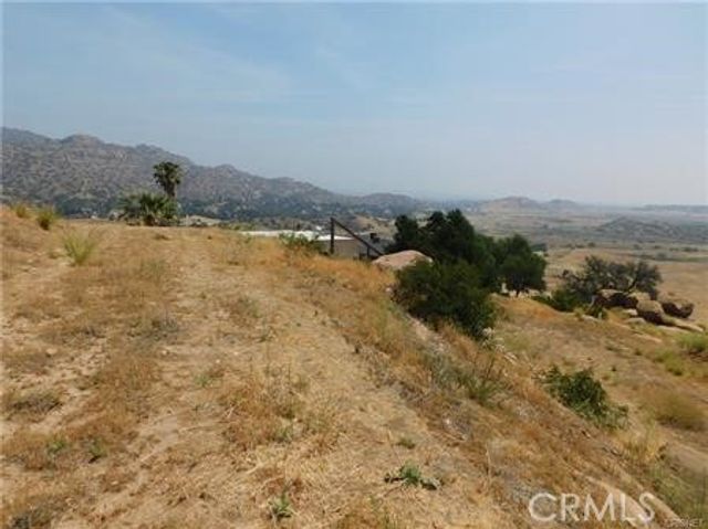 8740 AZUL Drive, West Hills, CA 91304