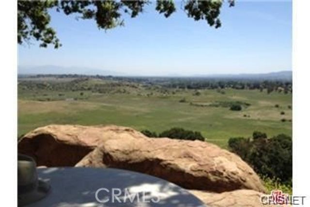 8740 AZUL Drive, West Hills, CA 91304