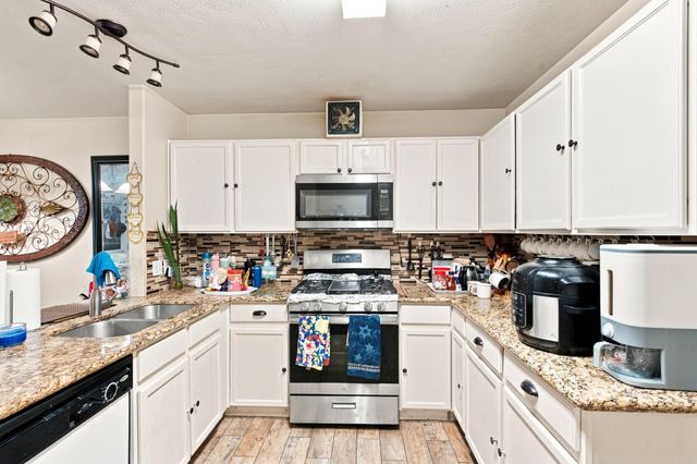 14106 Bishop Bend Lane, Houston, TX 77047