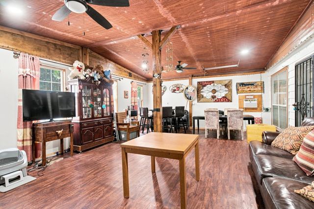 14106 Bishop Bend Lane, Houston, TX 77047