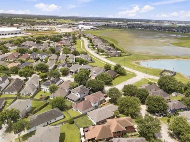 14106 Bishop Bend Lane, Houston, TX 77047