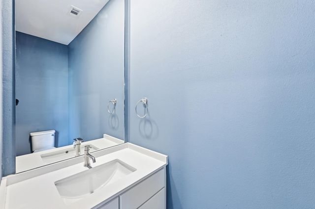 5924 S Congress Ave 63S, Austin, TX 78745