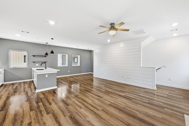 5924 S Congress Ave 63S, Austin, TX 78745