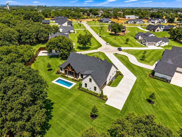 5832 Grey Wolf Court, Fort Worth, TX 76140