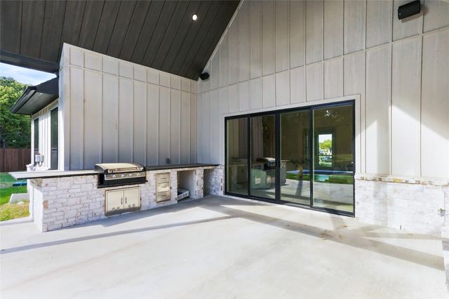 5832 Grey Wolf Court, Fort Worth, TX 76140