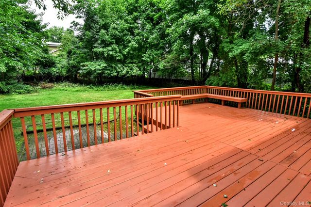 127 Hunt Avenue, Pearl River, NY 10965