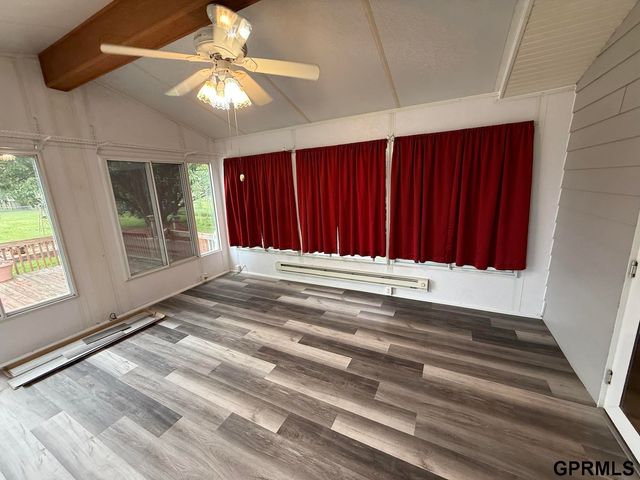 300 N King Street, Cedar Bluffs, NE 68015